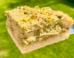 *NEW* Pistachio Crumb Cake