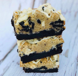 Cookies & Cream Crumb Cake